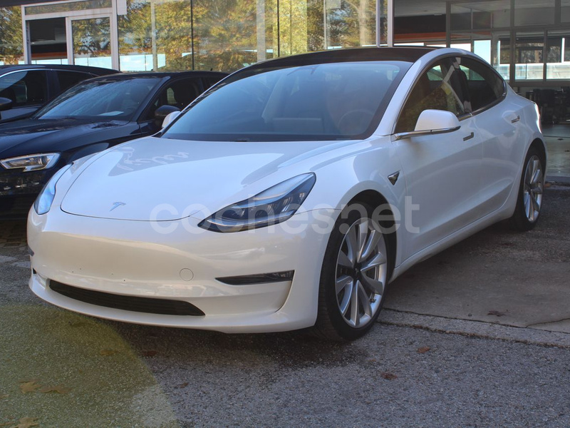 TESLA Model 3 Gran Autonomia AWD