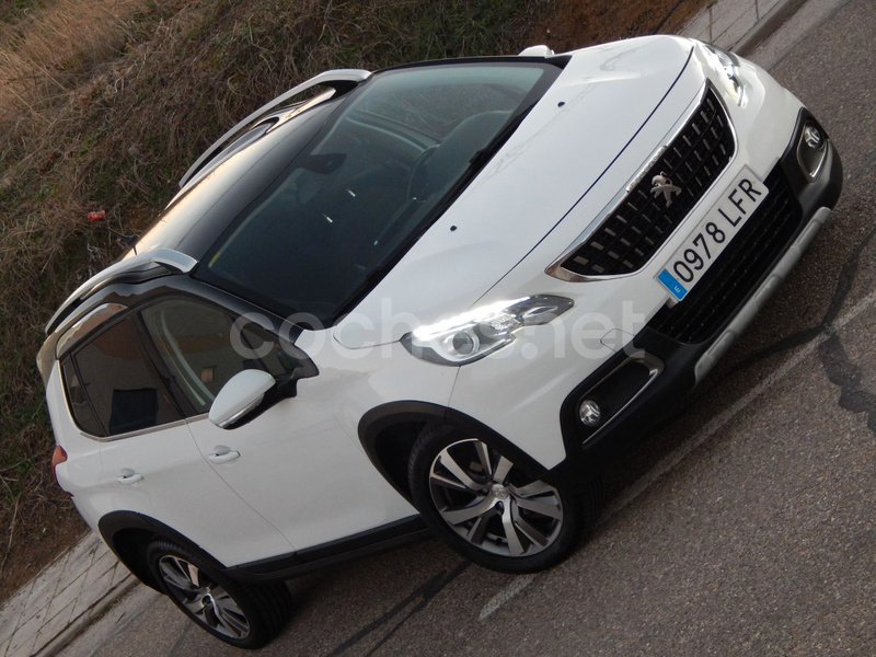 PEUGEOT 2008 Allure BlueHDI 100 SS BVM6