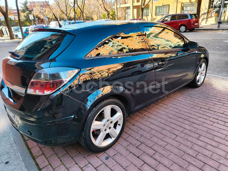 OPEL Astra GTC 1.7 CDTi Sport