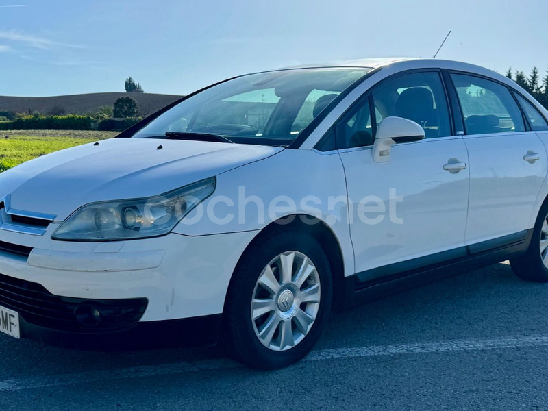 CITROEN C4 Sedán HDi FP Exclusive