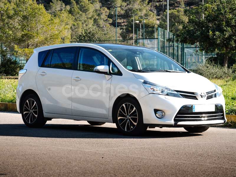 TOYOTA Verso 1.6 130 Business 7pl.