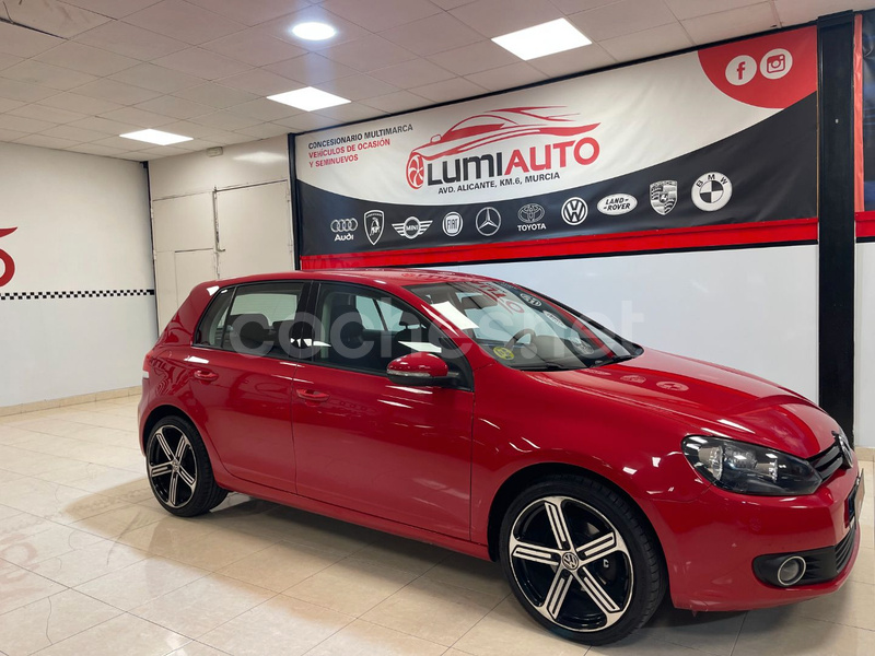 VOLKSWAGEN Golf 1.6 TDI DPF Sport