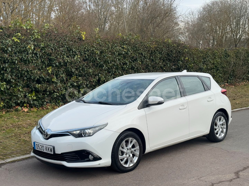 TOYOTA Auris 1.2 120T Active