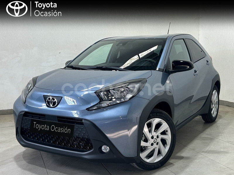 TOYOTA Aygo X Cross 1.0 VVTI Play