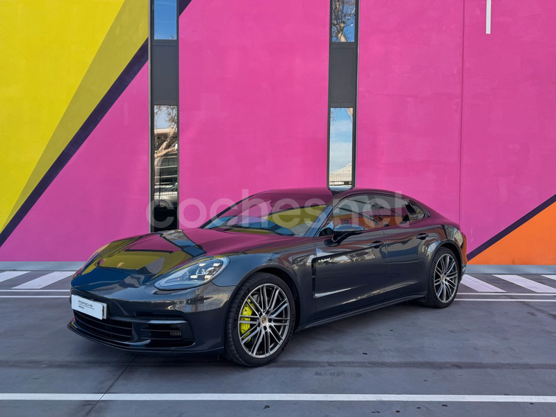 PORSCHE Panamera 4 EHybrid