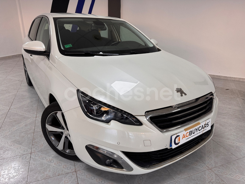 PEUGEOT 308 Allure 1.2 PureTech 130 SS