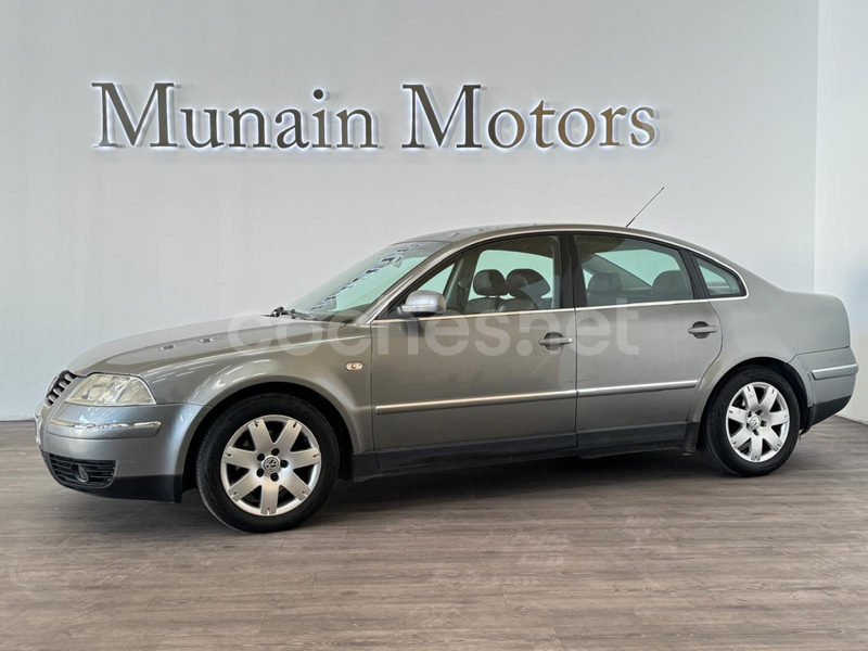 VOLKSWAGEN Passat 1.9 TDi Highline