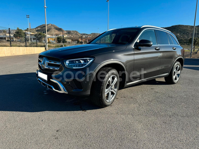 MERCEDES-BENZ GLC GLC 300 e 4MATIC