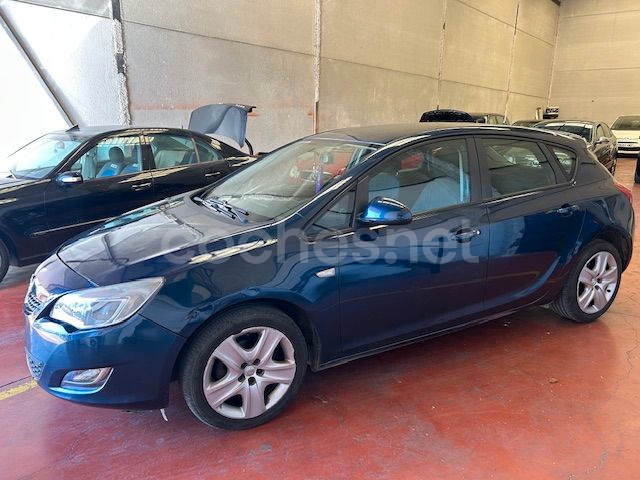 OPEL Astra 1.6 Expression