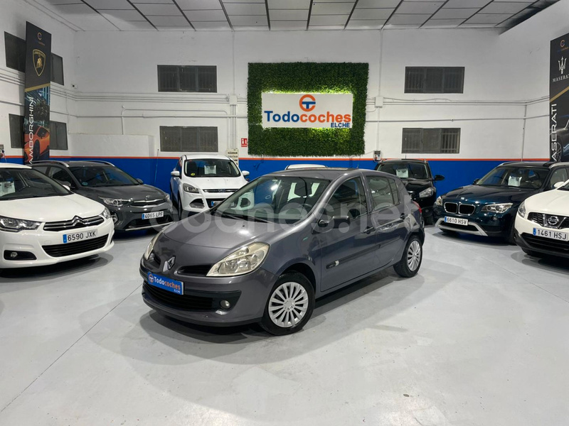 RENAULT Clio Confort Dynamique 1.5DCI85