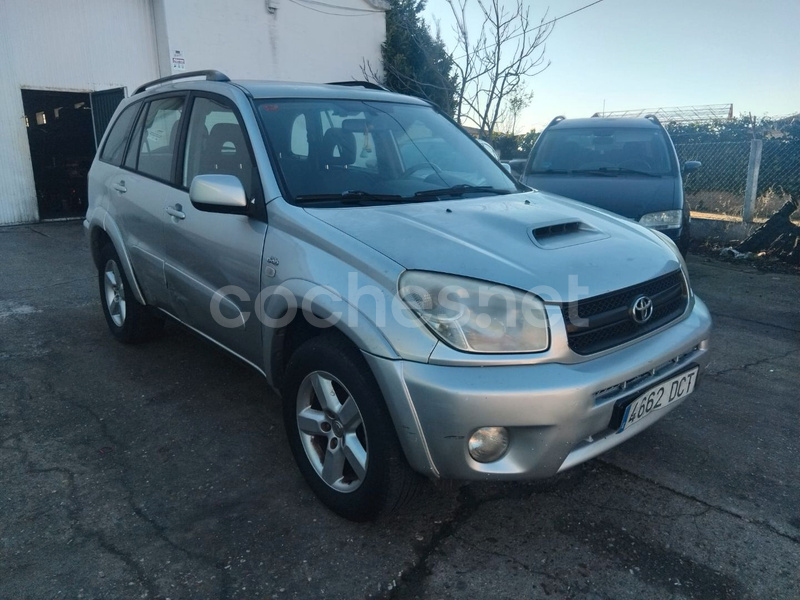 TOYOTA Rav4 2.0 D4D Luna 4X4