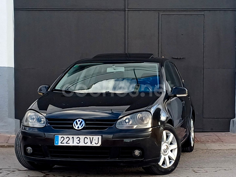 VOLKSWAGEN Golf 2.0 TDI Sportline