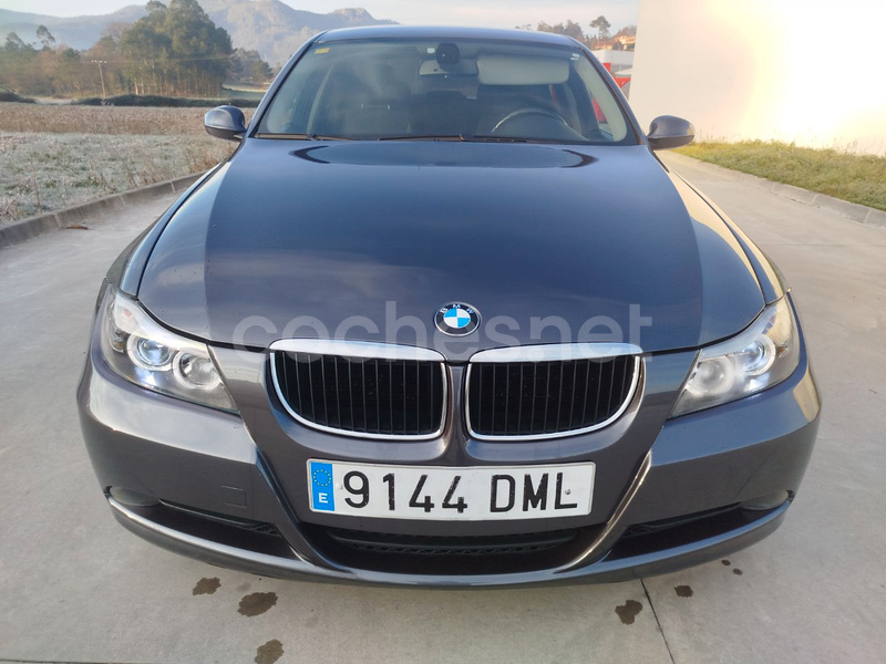 BMW Serie 3 320d E90