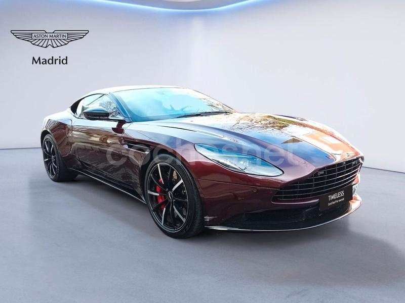 ASTON MARTIN DB11 COUPE V8