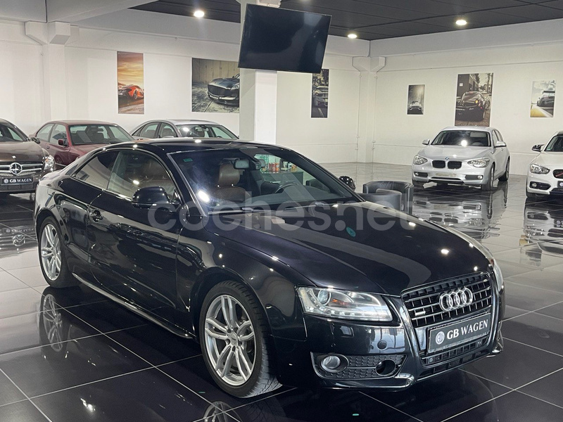 AUDI A5 3.0 TDI DPF quattro tiptronic