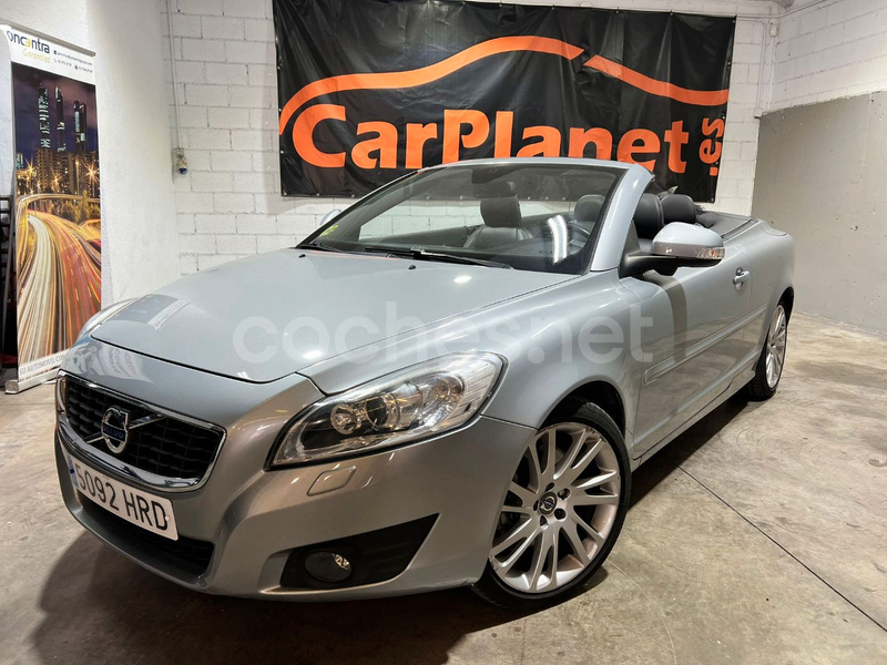 VOLVO C70 2.0 D4 Summum