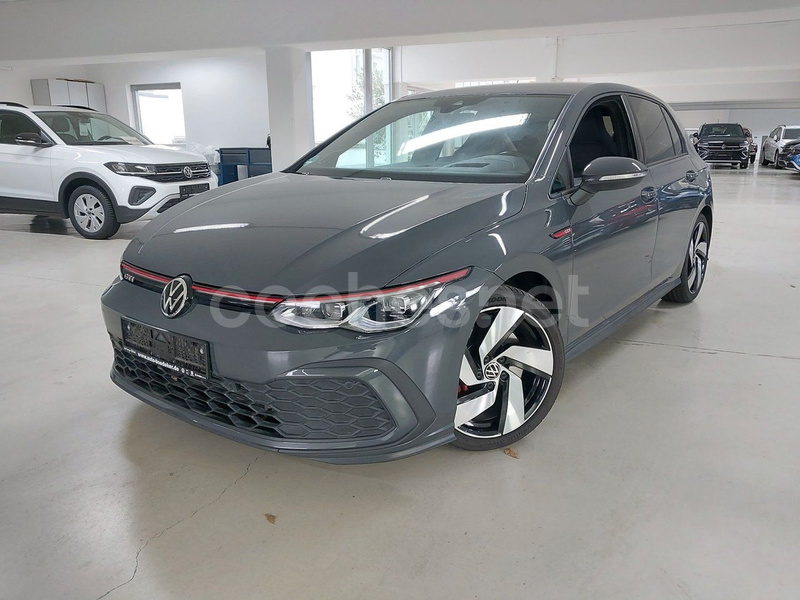 VOLKSWAGEN Golf GTI 2.0 TSI DSG