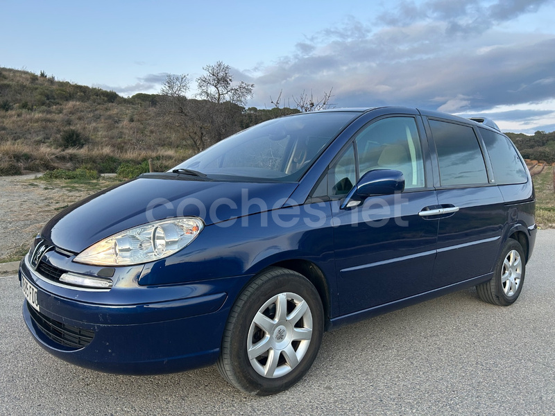 PEUGEOT 807 ST 2.0 HDI