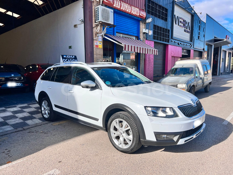 SKODA Scout 2.0 TDI CR DSG 4x4