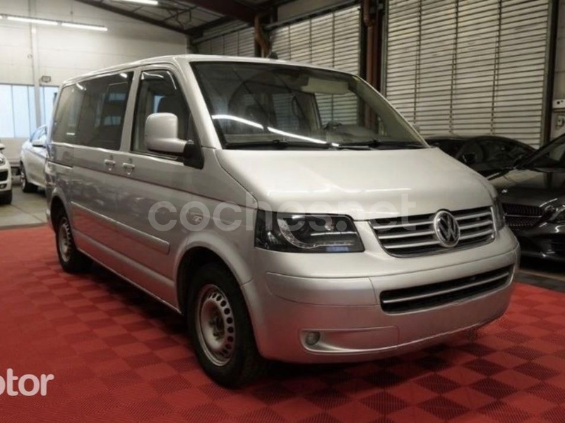 VOLKSWAGEN Multivan 2.5 TDI 4motion Comfortline