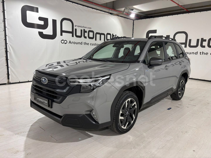 SUBARU Forester 2.0i Hybrid Active