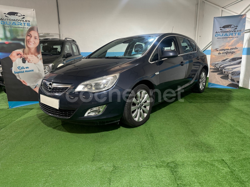 OPEL Astra 1.7 CDTi 110 CV Cosmo