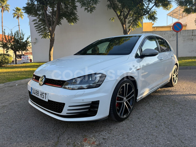 VOLKSWAGEN Golf 2.0 TDI GTD BMT