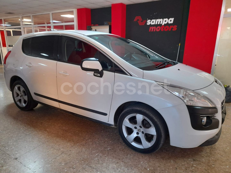 PEUGEOT 3008 Active 1.6 HDI 110 FAP