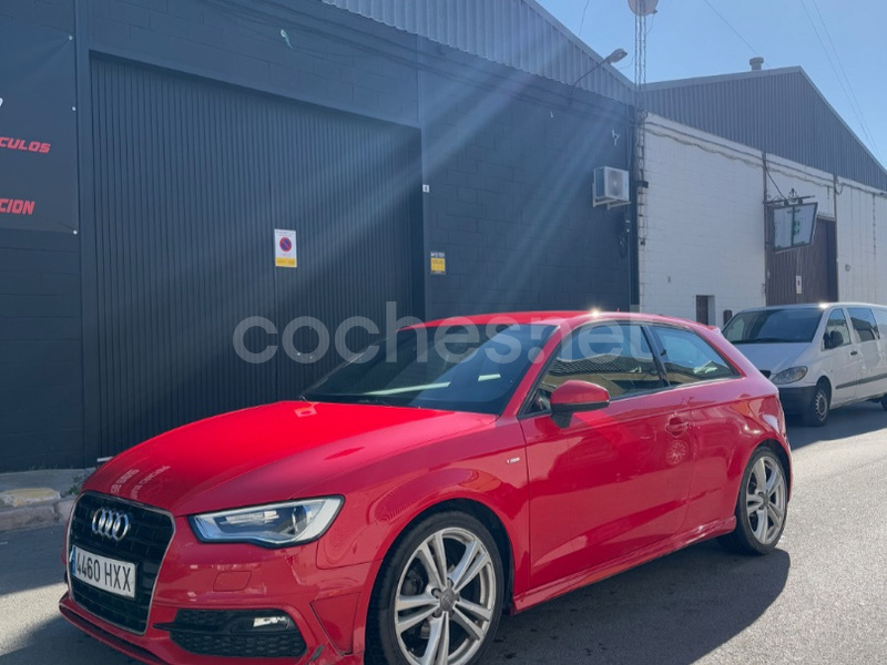 AUDI A3 2.0 TDI clean d. S line edition