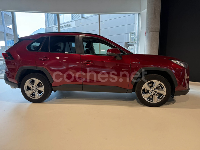 TOYOTA Rav4 2.5l 220H Advance