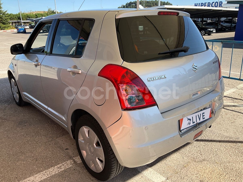 SUZUKI Swift 1.3 GL