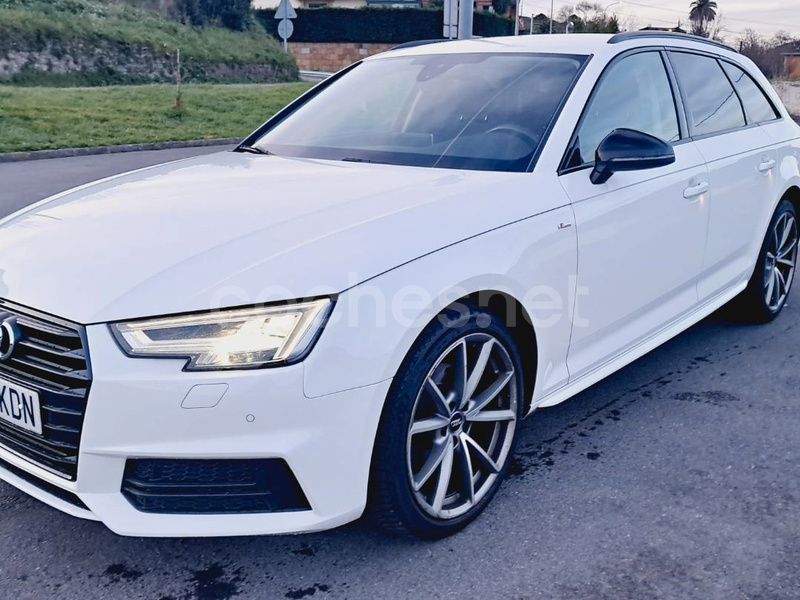 AUDI A4 Avant 2.0 TDI S tron Black Line ed