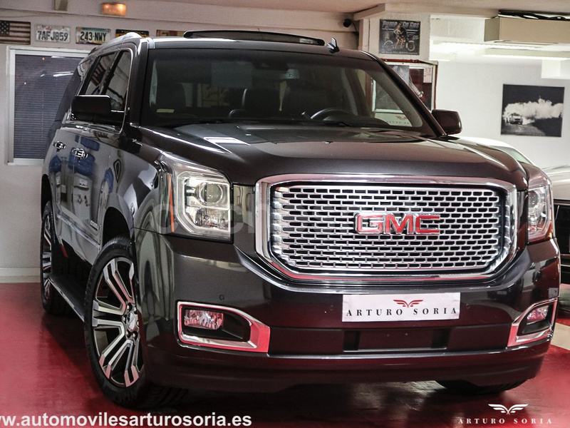 CADILLAC Escalade 6.2 V8 Sport Luxury