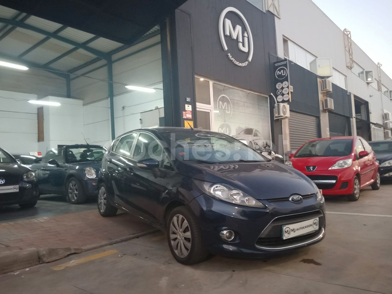 FORD Fiesta 1.4 Titanium Auto