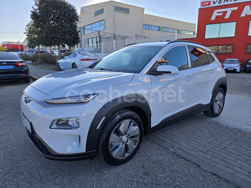 HYUNDAI Kona EV Style 484km