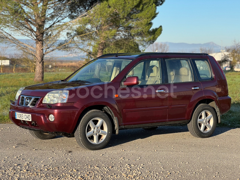 NISSAN X-TRAIL 2.2 Di Luxury