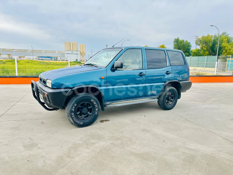 NISSAN Terrano II 2.7 TD LX