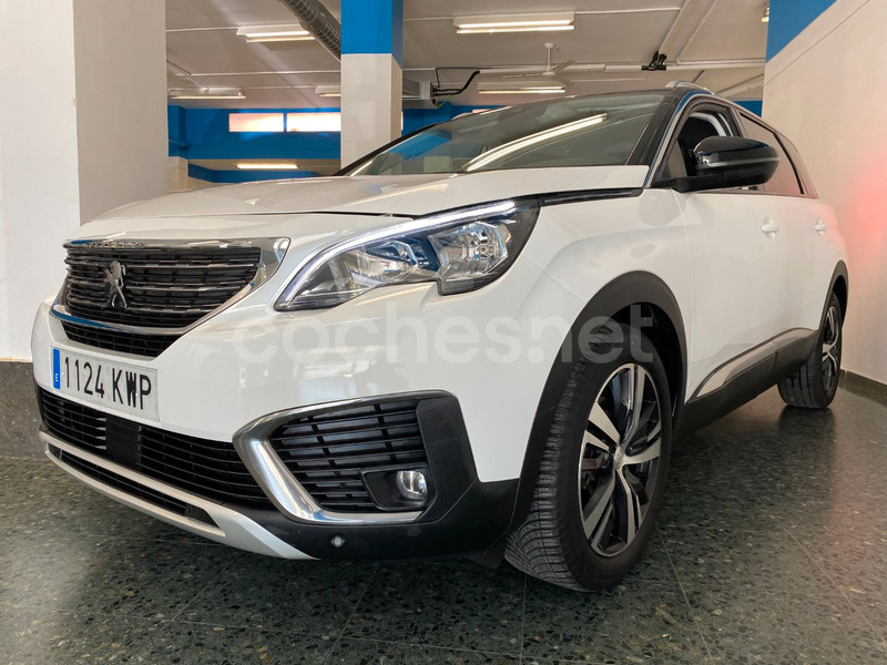 PEUGEOT 5008 Allure BlueHDi SS EAT8