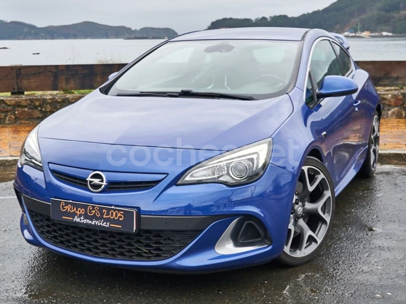 OPEL GTC 2.0 Turbo SS OPC