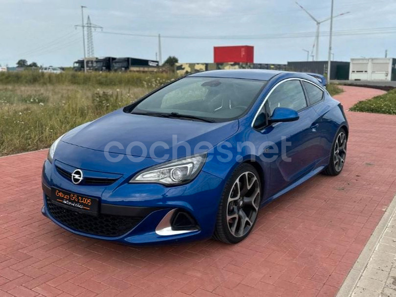 OPEL GTC 2.0 Turbo SS OPC