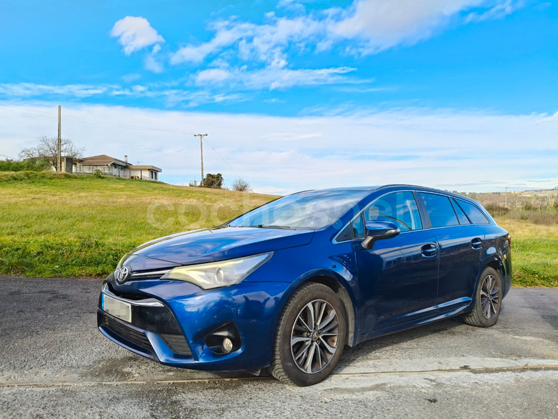 TOYOTA Avensis 2.0 150D ADVANCE TS