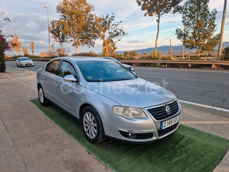 VOLKSWAGEN Passat 2.0 TDI DPF Advance