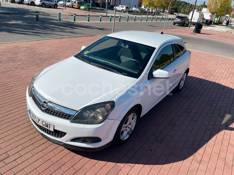 OPEL Astra GTC 1.7 CDTi ecoE 111 Years