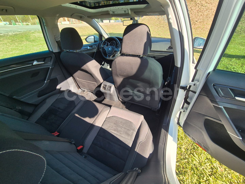 VOLKSWAGEN Golf Sport 2.0 TDI BMT DSG