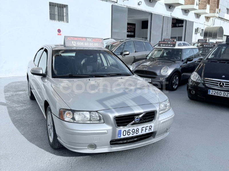 VOLVO S60 2.4D 126 Momentum