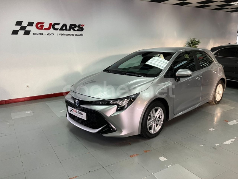 TOYOTA Corolla 1.8 125H BUSINESS ECVT