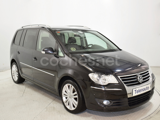 VOLKSWAGEN Touran 2.0 TDI DSG DPF Highline