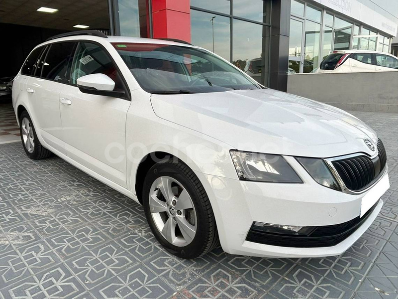 SKODA Octavia Combi 1.6 TDI CR Ambition