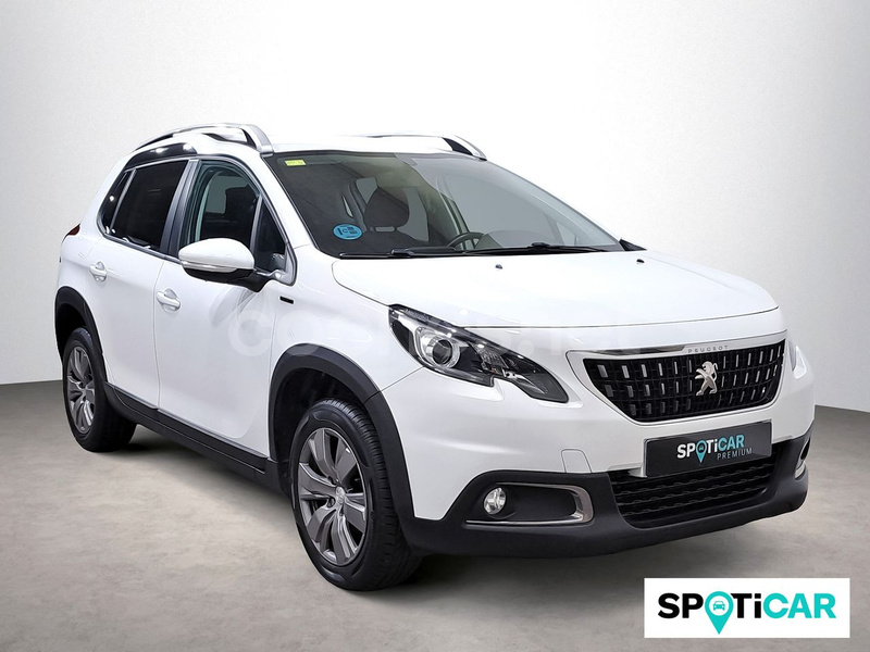 PEUGEOT 2008 Signature BlueHDi 100 SS 5 Vel. MAN