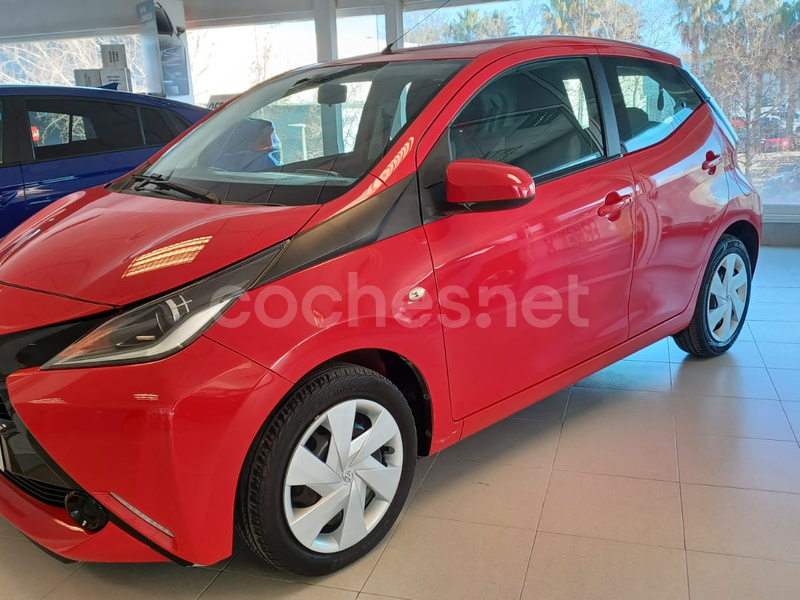 TOYOTA Aygo 1.0 70 xplay